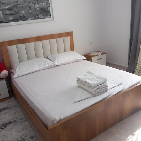 Guest House Eloid Berat Esterno foto