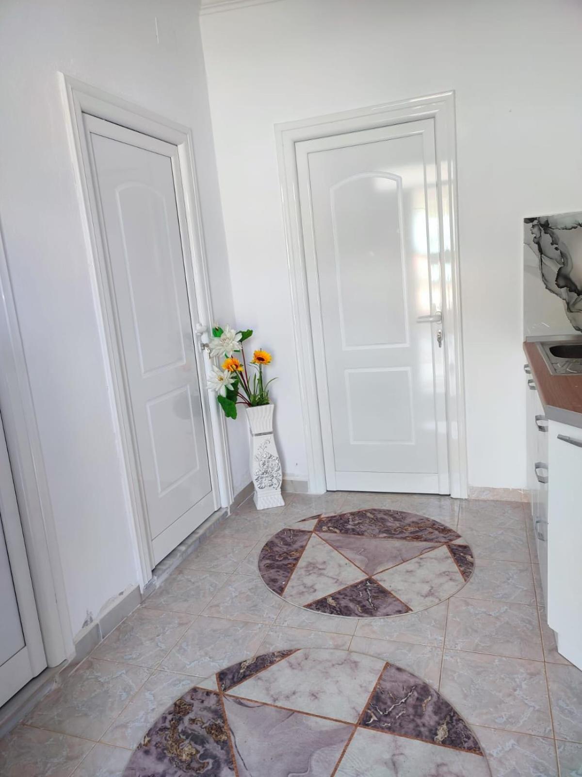 Guest House Eloid Berat Esterno foto