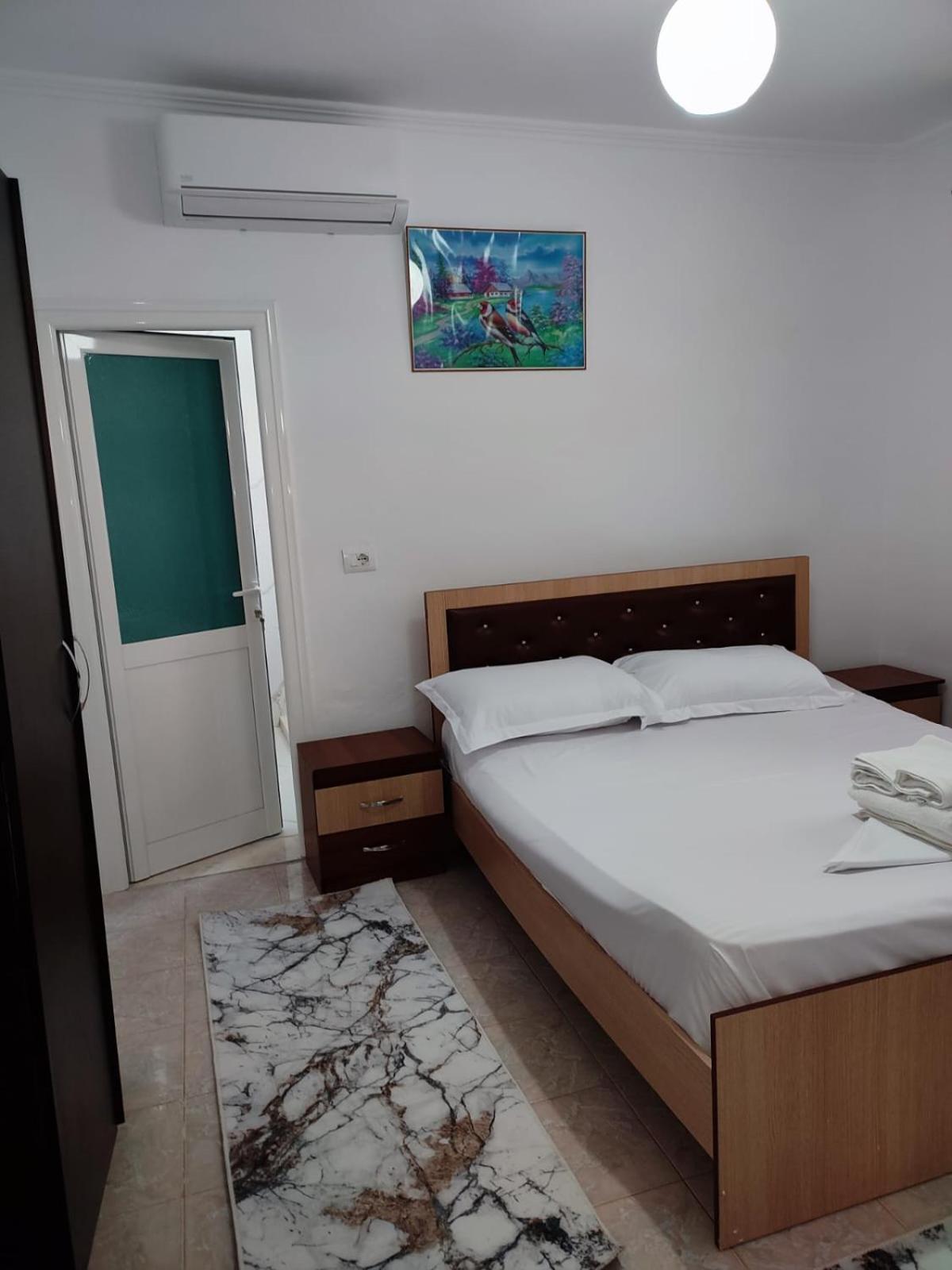 Guest House Eloid Berat Esterno foto