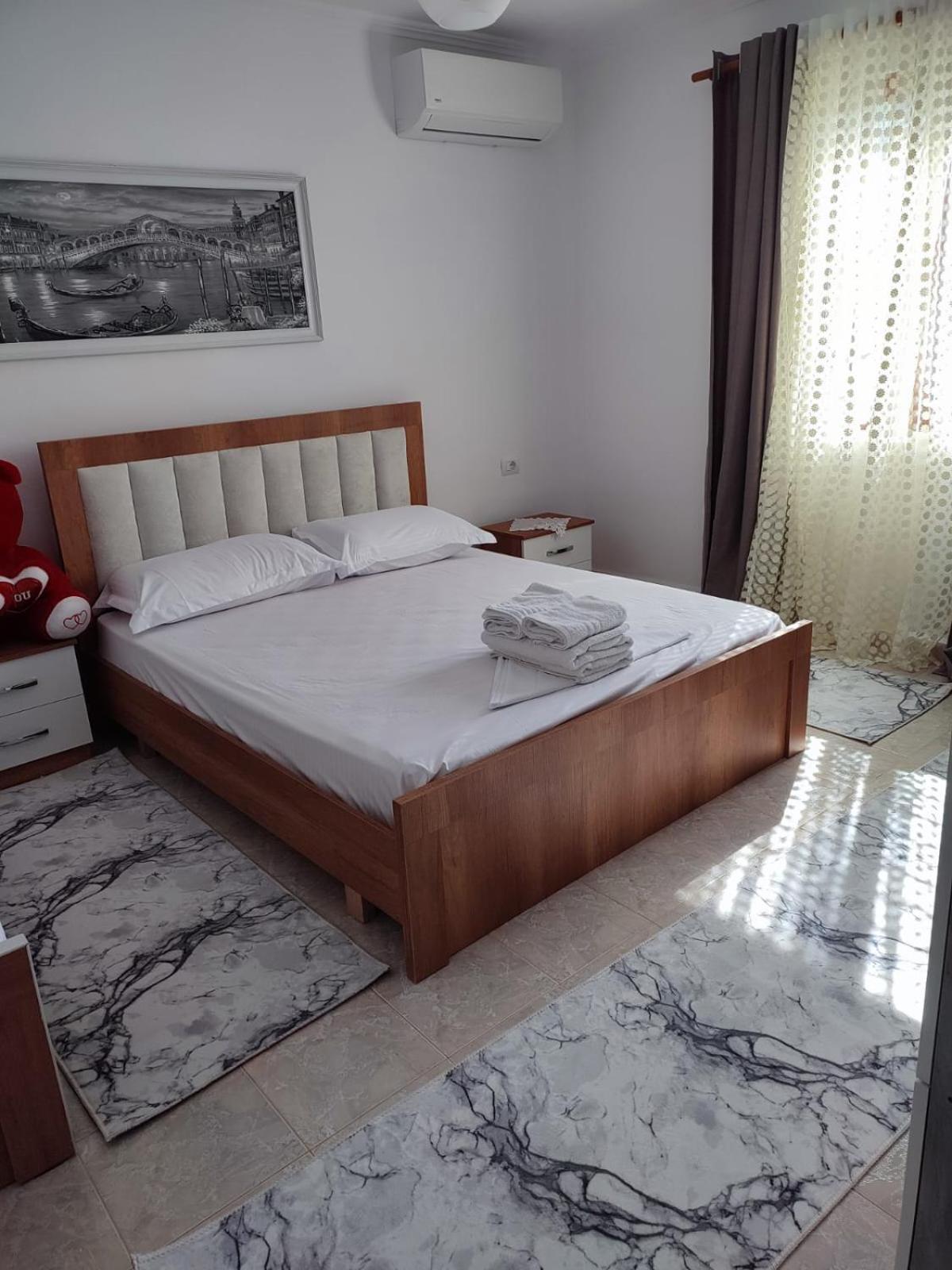 Guest House Eloid Berat Camera foto
